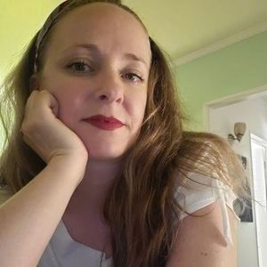 Meet your Posher, Amelia